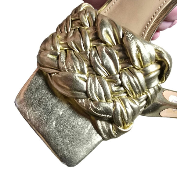 MARC Fisher Draya Heels Gold size 6 new with imperfections - Picture 6 of 9